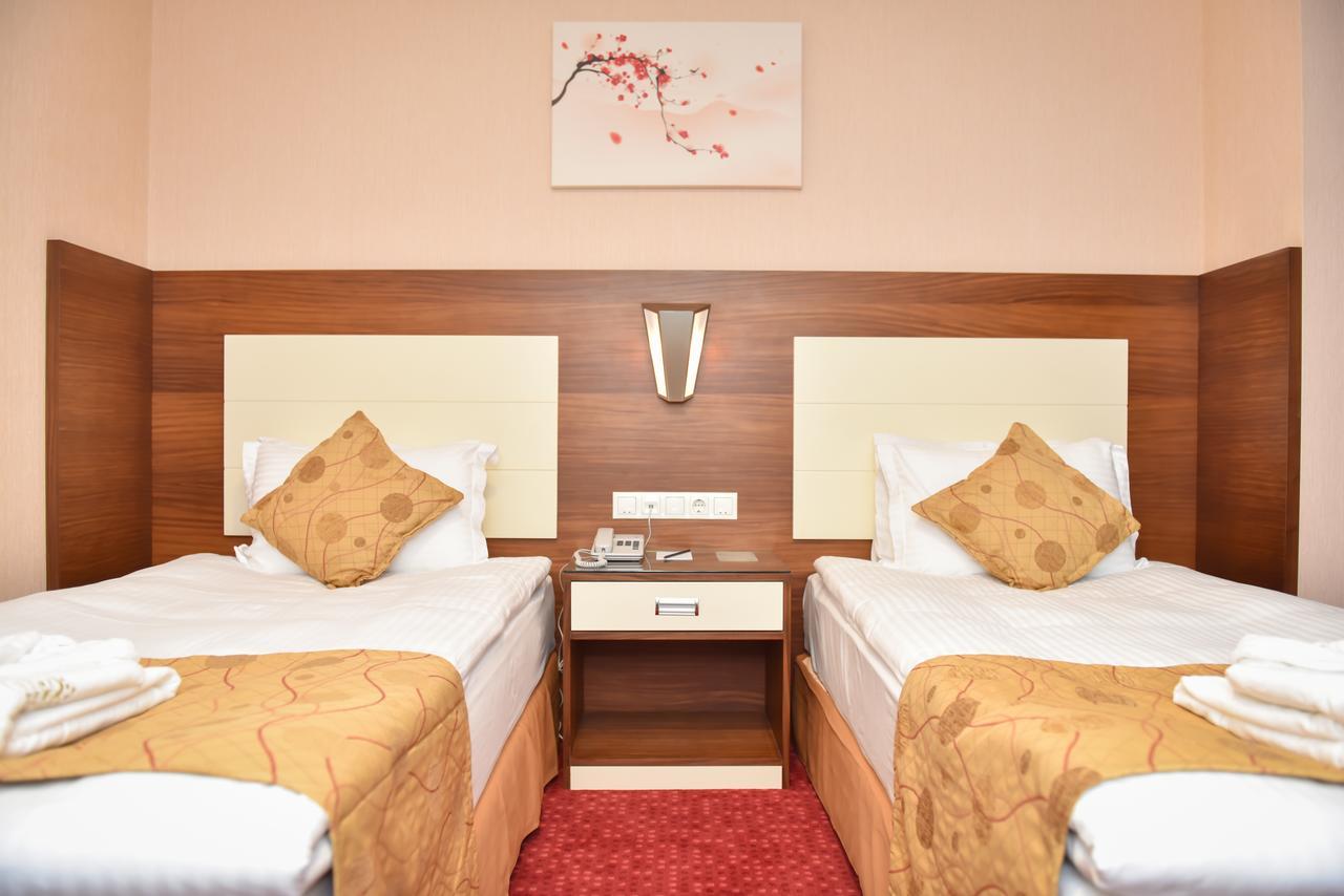 Ozgobek Ronesans Hotel De Luxe Uşak Luaran gambar