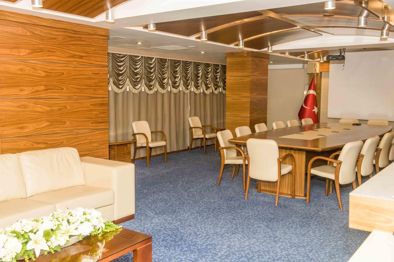 Ozgobek Ronesans Hotel De Luxe Uşak Luaran gambar