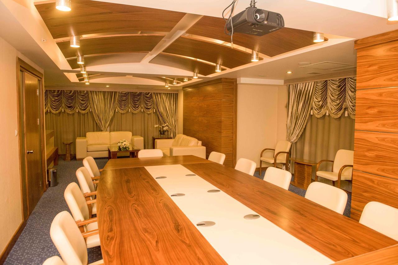 Ozgobek Ronesans Hotel De Luxe Uşak Luaran gambar